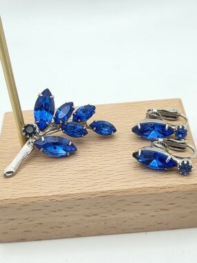 Vintage Mid-Century Sapphire Blue Rhinestone Brooch & Earring Set